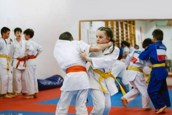 省体育馆健身教练培训课程安排(图1)